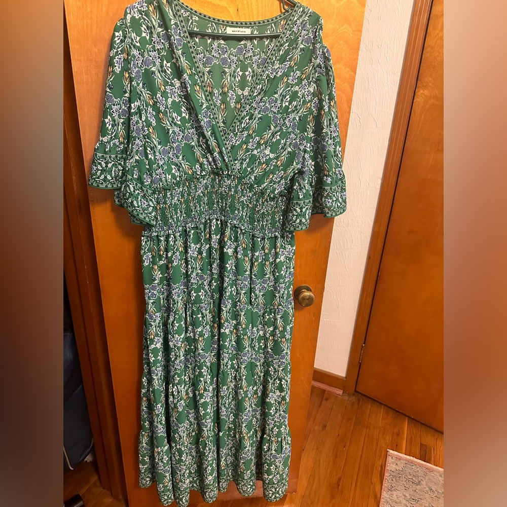 Max studio green floral maxi